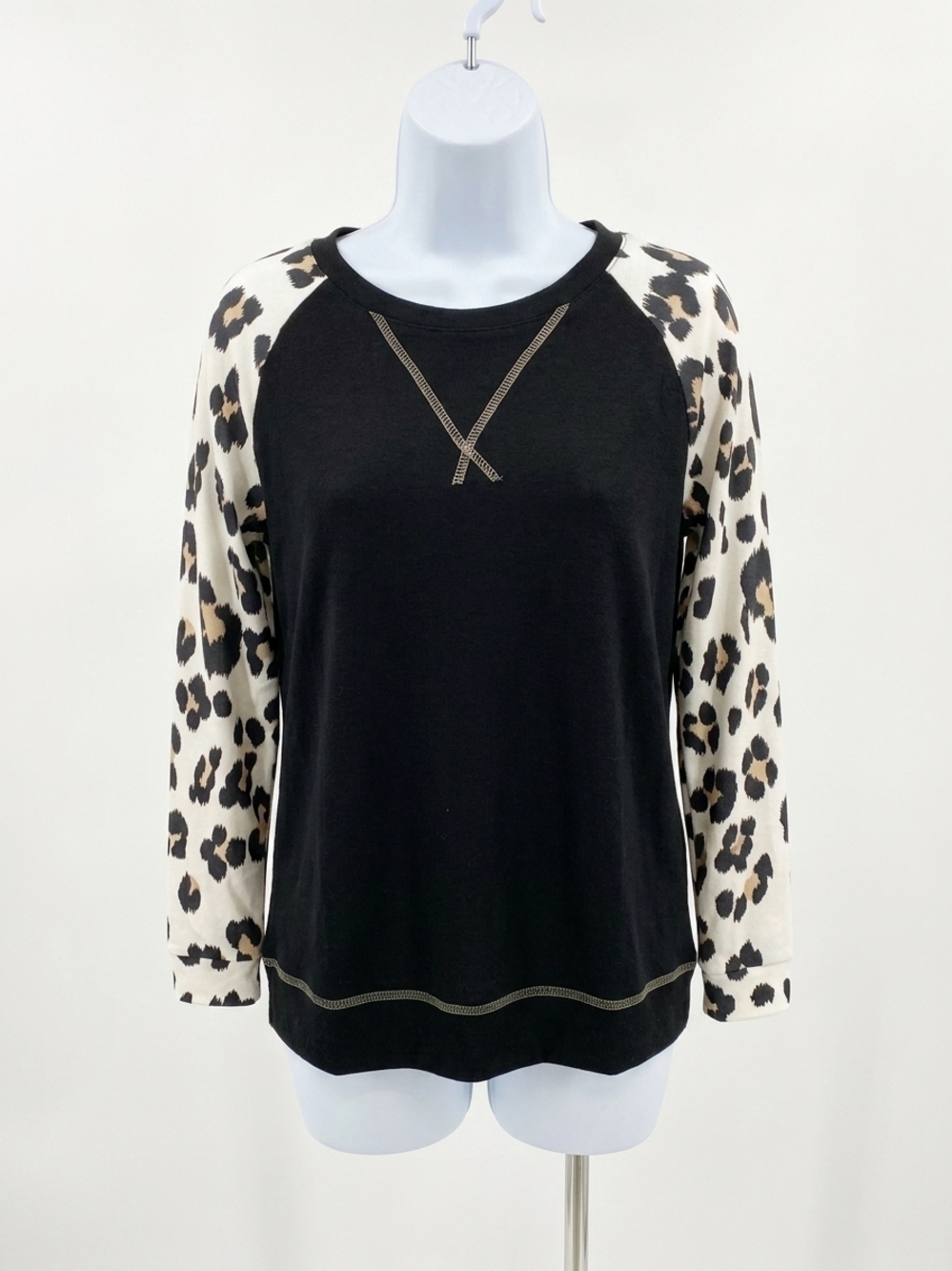 NEW HONEYME fleece animal print long sleeve tee in ivory/black